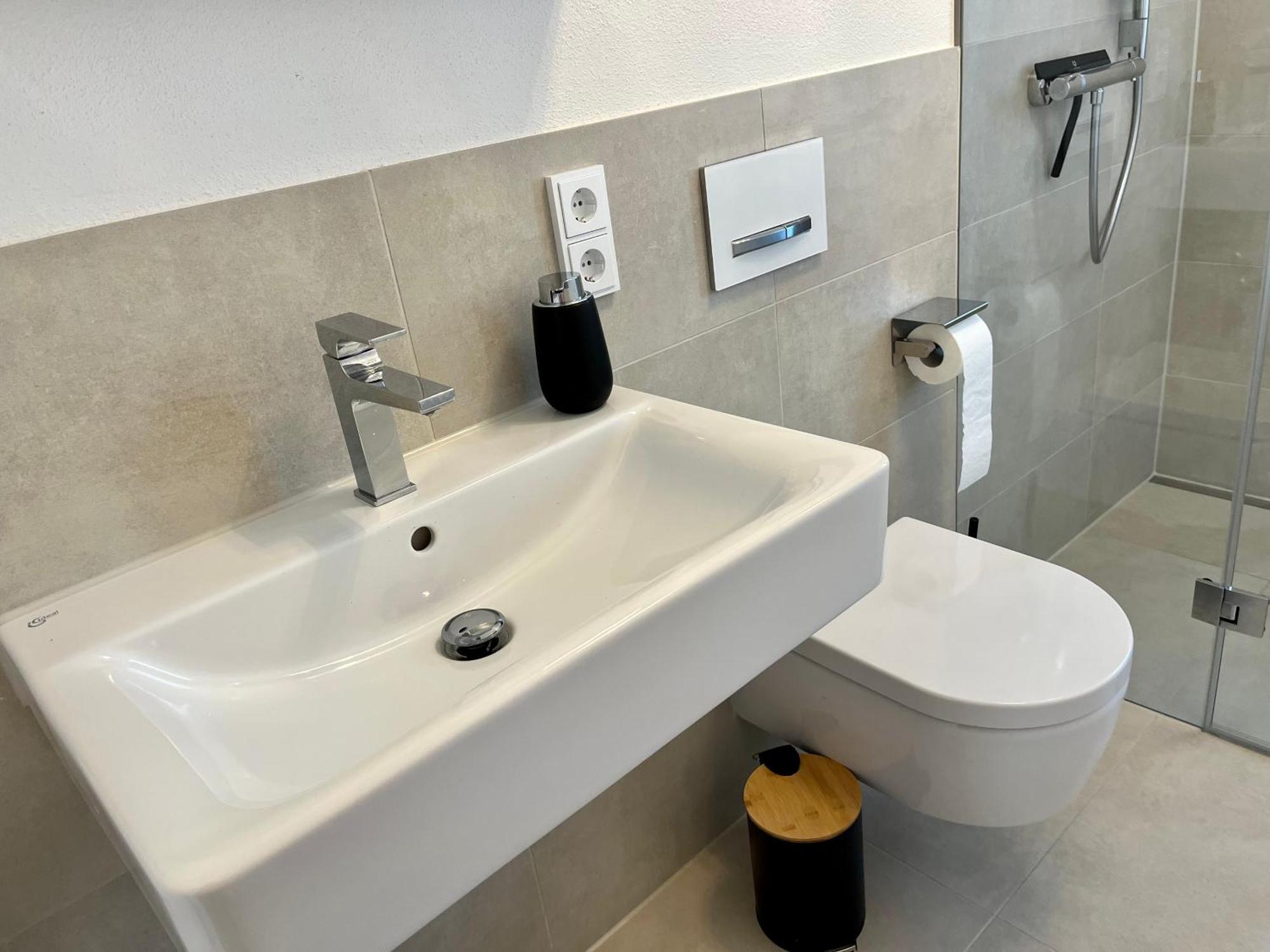 Apartmán Uniqe I 90Qm I Terrasse Rosenheim Exteriér fotografie