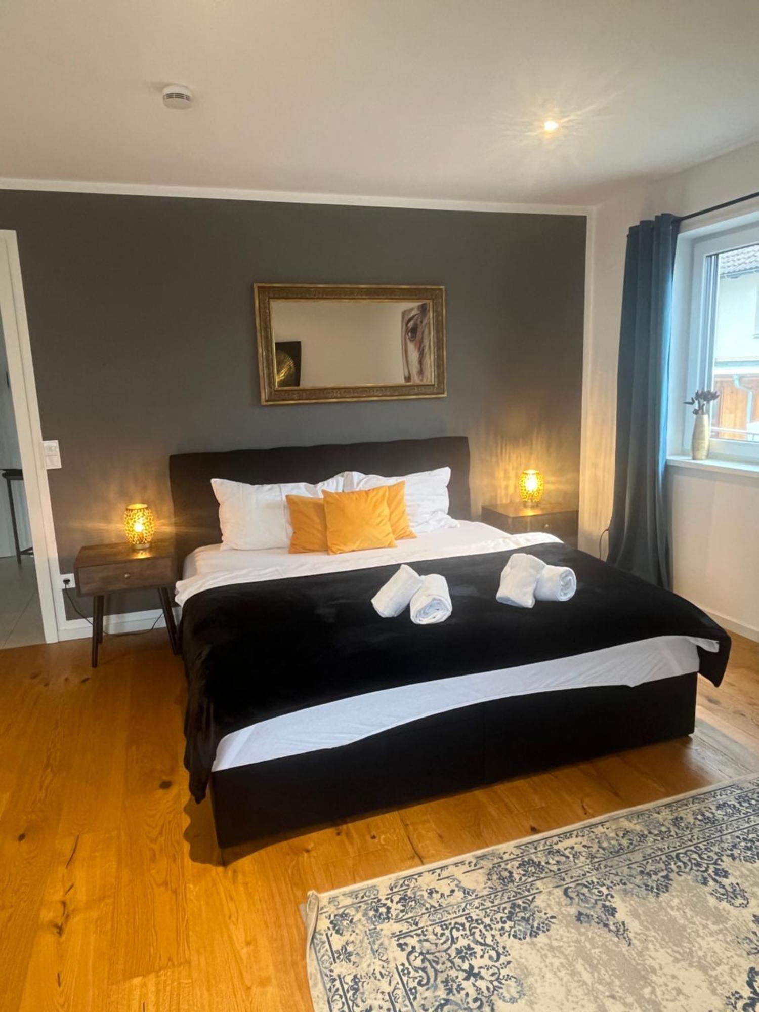 Apartmán Uniqe I 90Qm I Terrasse Rosenheim Exteriér fotografie